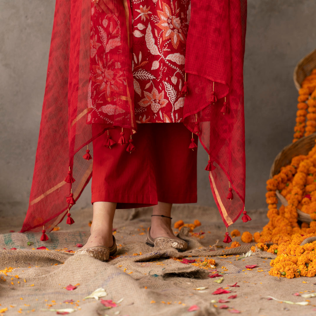 Red cotton chanderi  shibori dupatta