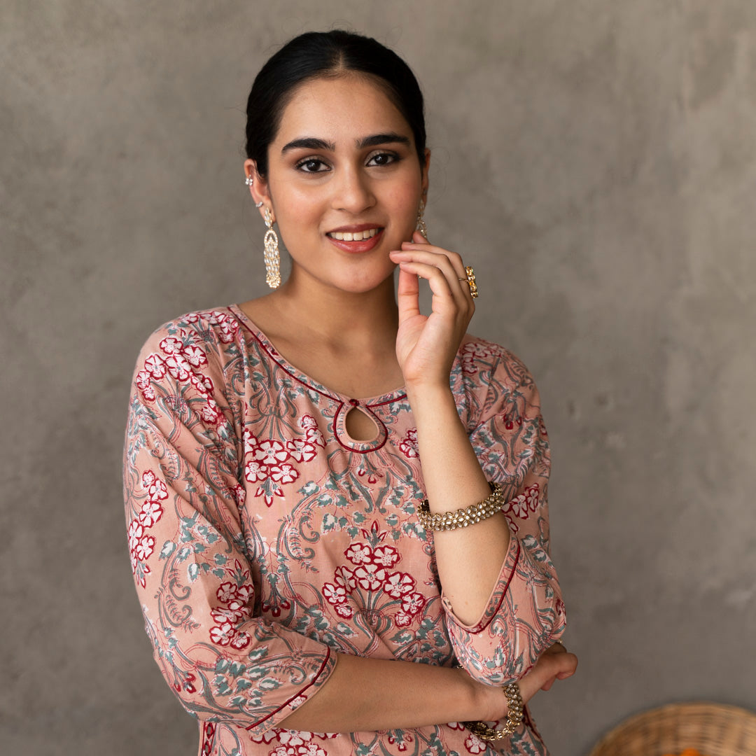 Peach block printed with keyhole detail straight fit suit set with dupatta