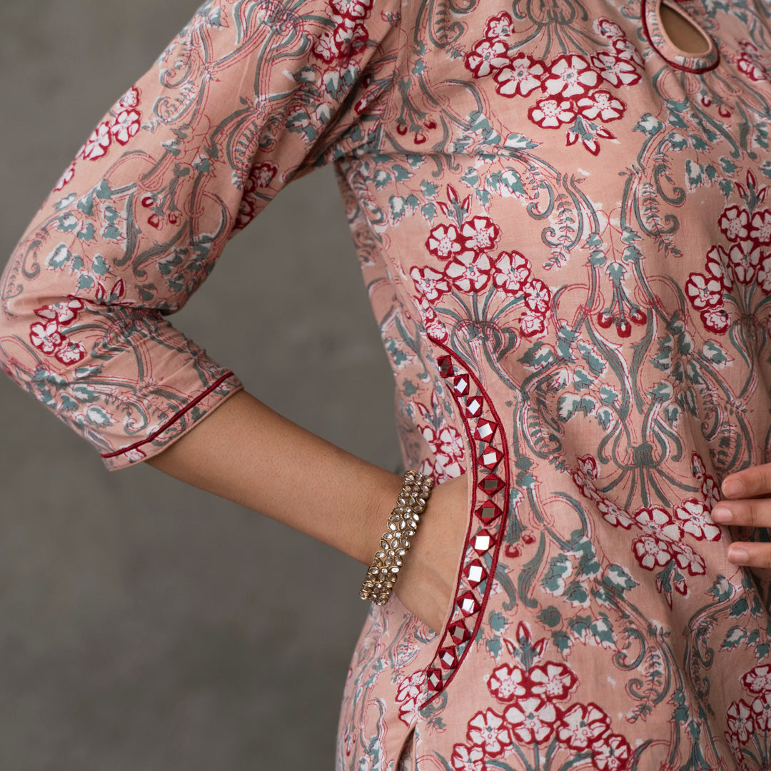 Peach block printed with keyhole detail straight fit suit set with dupatta