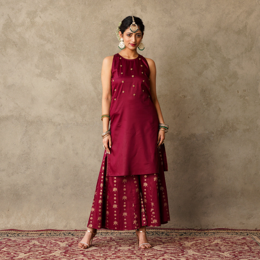 Plum sleeveless Kurta with Hand Embroidery Details