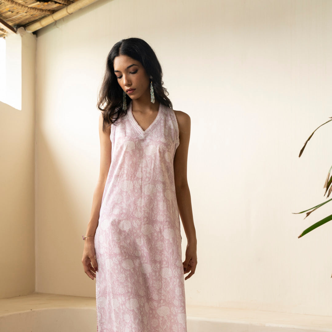 Blush Pink hand block printed sleevless kurti with side slits paired with shibori tie dye trousers set