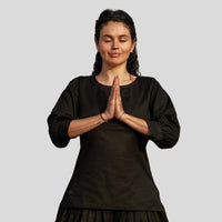 Black - Buddhi Yoga Top