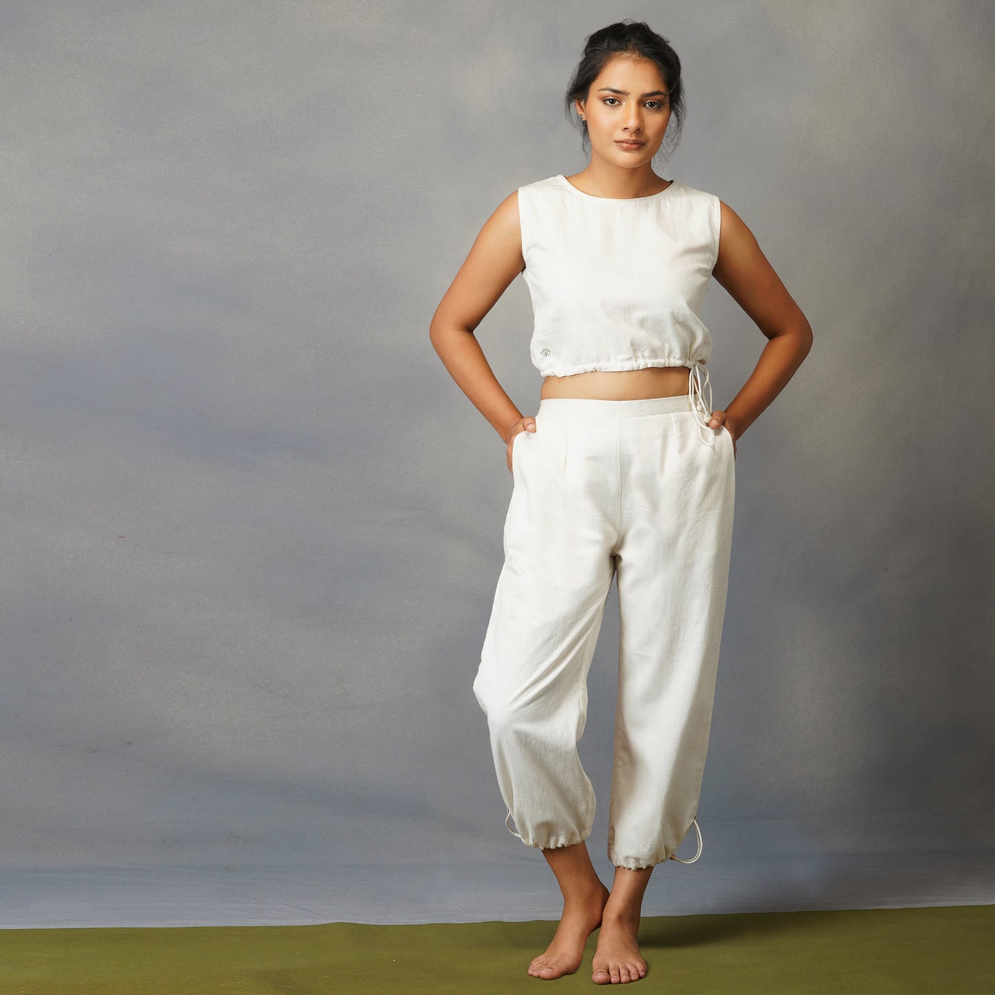Women Cotton Yoga Pants and Yoga Top Set White -Ananda |AKISO