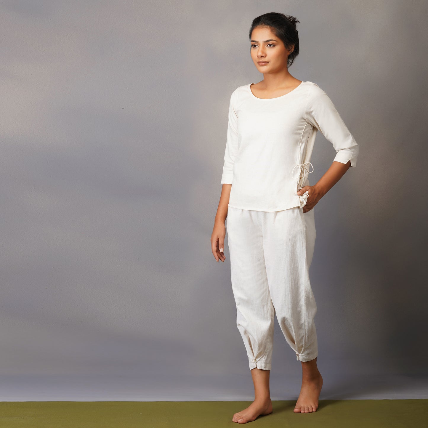 Women Cotton Yoga Pants and Yoga Top Set White -Chandra |AKISO