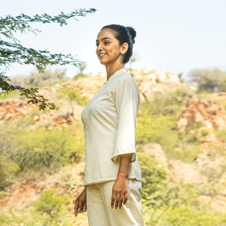 Soft and Simple White Cotton Yoga Top for Women's |AKISO