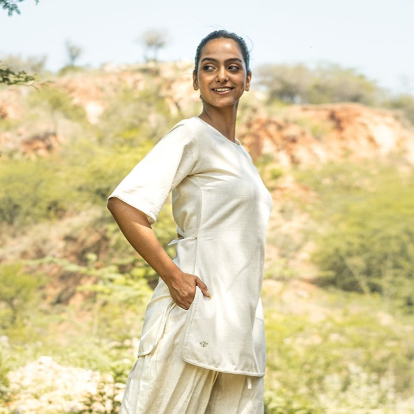 Women Cotton Yoga Top White -Chakra — view 5