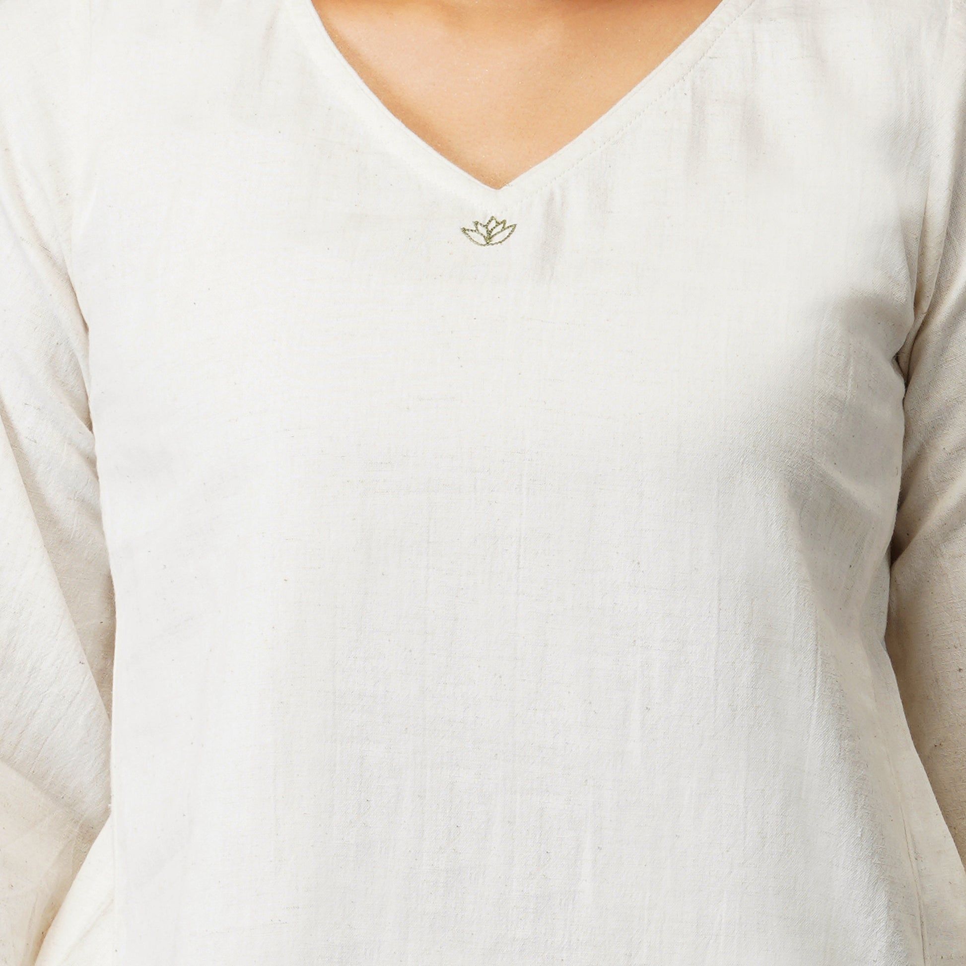 Akiso | Women V Kneck White Cotton Top |CHANDRA