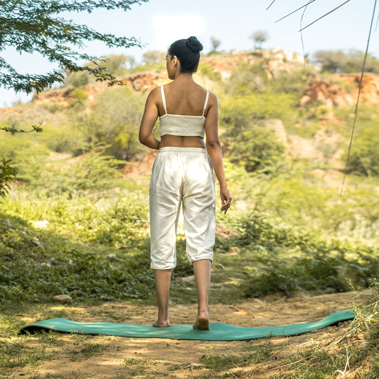 White Yoga Pants and Top Set for Women's |AKISO |PRANA