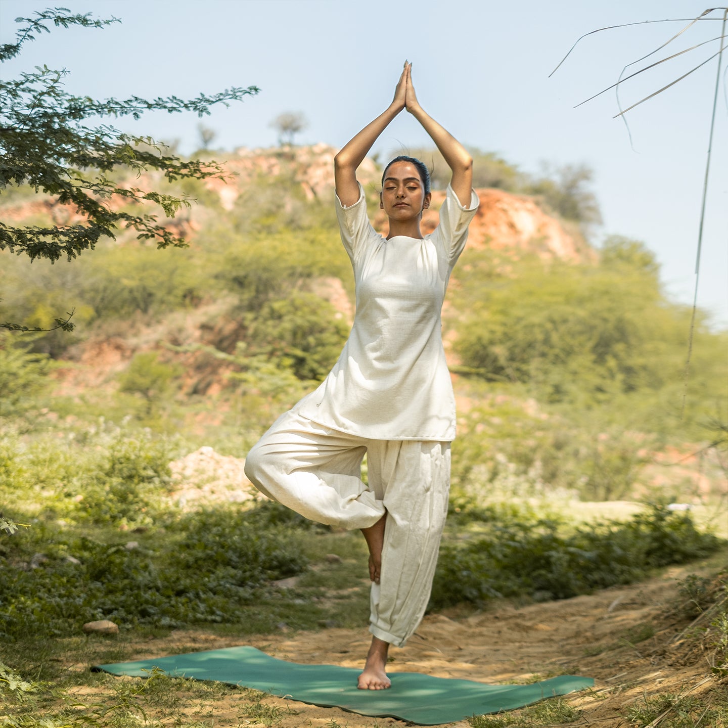 Chakra Yoga Top and Pant Set –