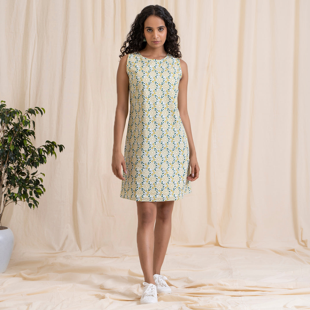 Yellow Green Sleeveless Shift Dress