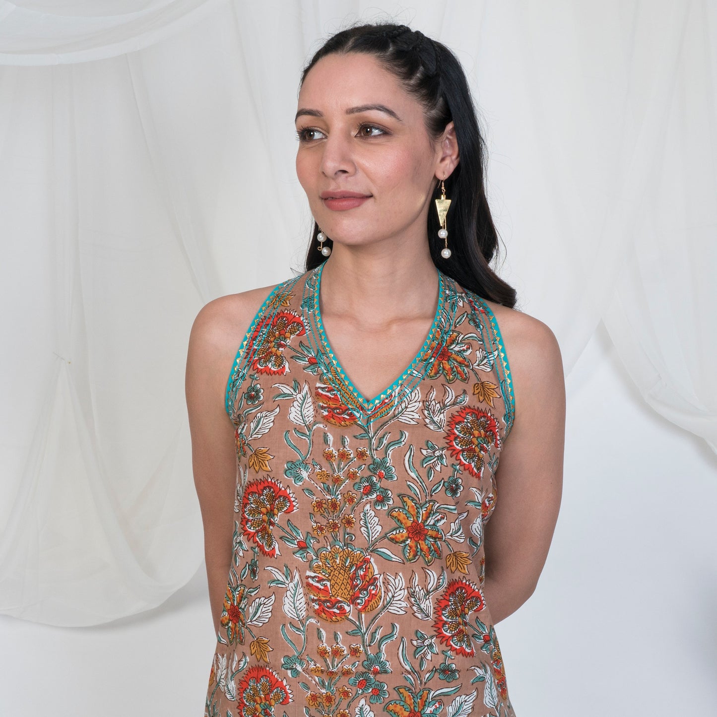 Sleeveless Kurta Set in Hazel brown Print with Solid Pants