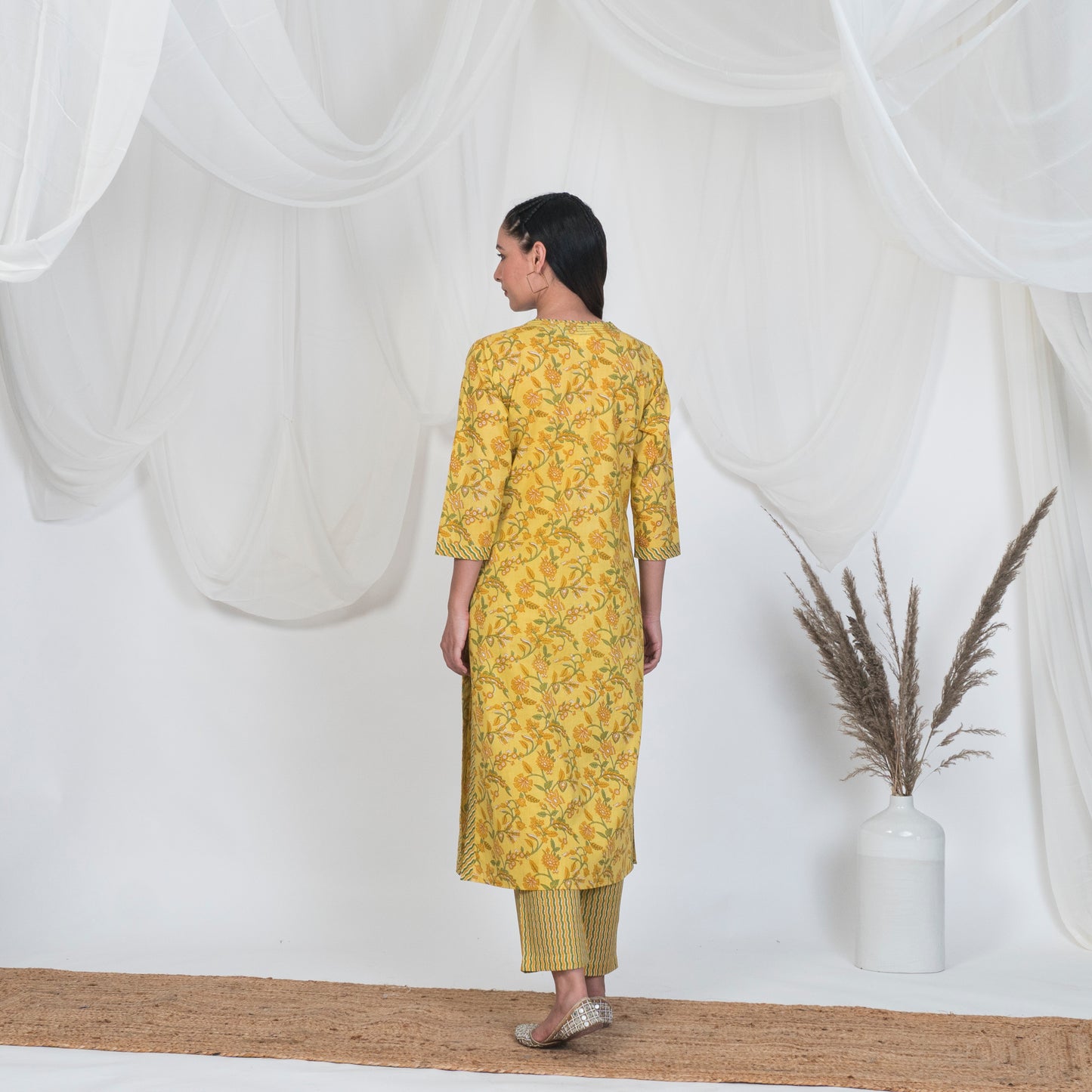 V Nech Kurta with Embroidery and Lace Detail in Yellow Print