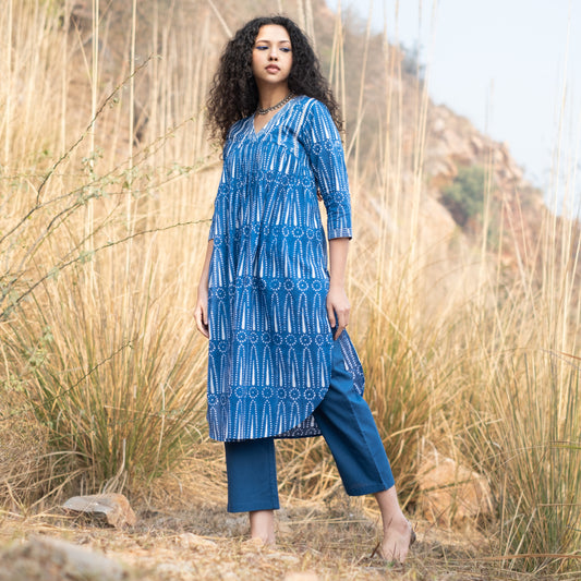 Indigo block printed gathered kurta with V Neck lace detail and solid Indigo pant (Set of 2)