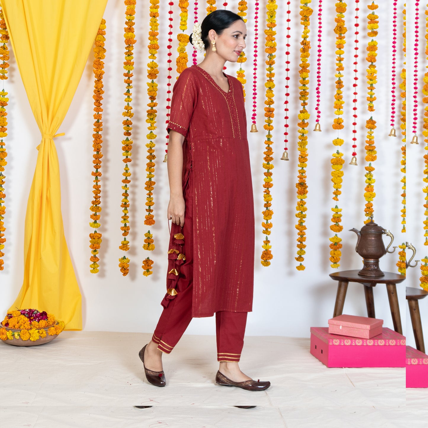 Red V-Neck Straight Panel Kurta With Tassels (Set Of 3)