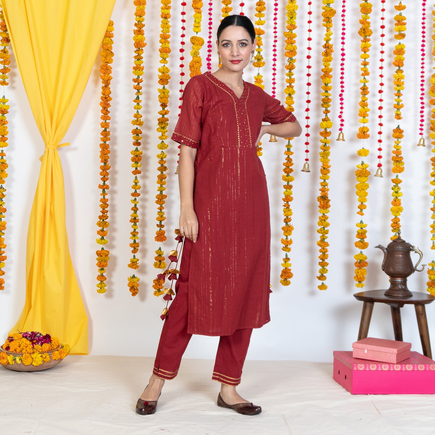 Red V-Neck Straight Panel Kurta With Tassels (Set Of 3)