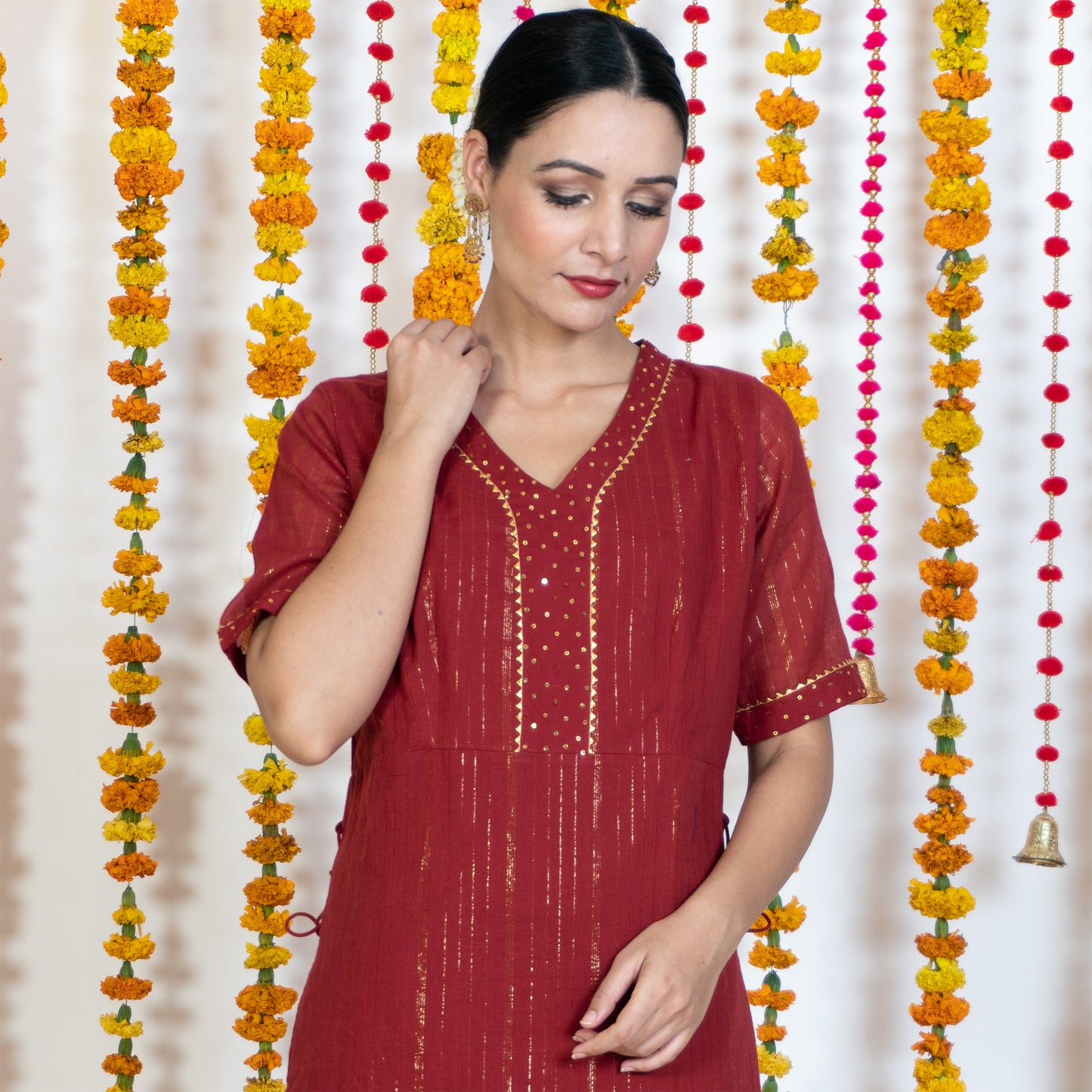 Red V-Neck Straight Panel Kurta With Tassels (Set Of 3)