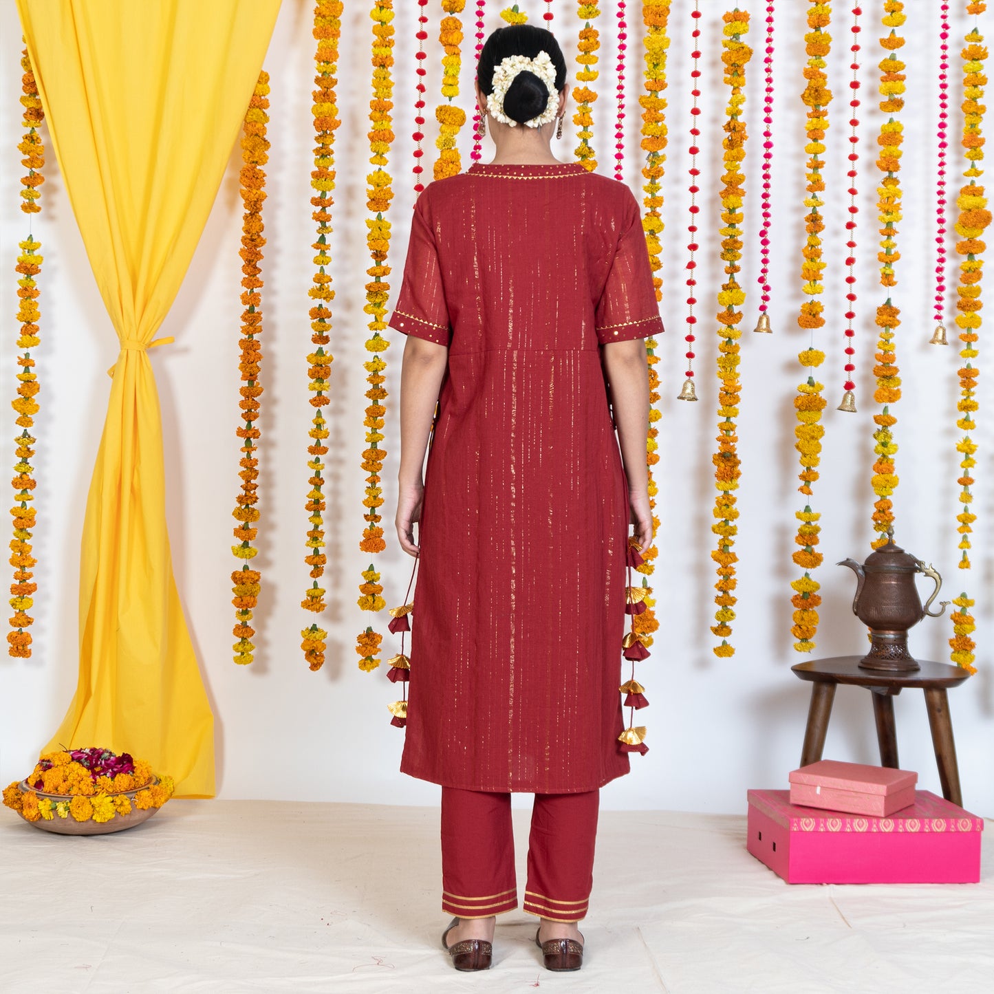 Red V-Neck Straight Panel Kurta With Tassels (Set Of 3)