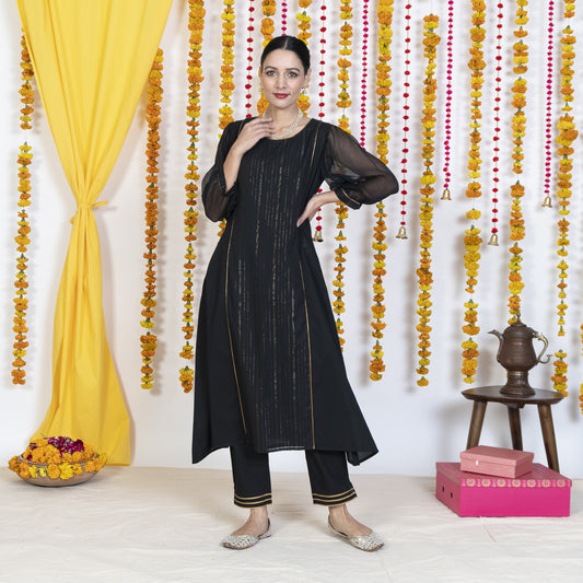 Black Round Neck, Puffed Chiffon Sleeves Kurta