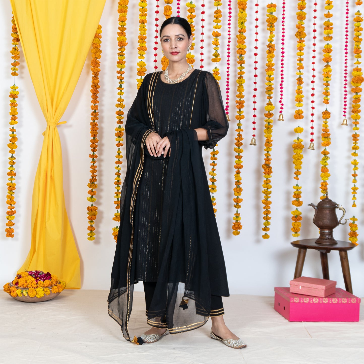 Black Round Neck, Puffed Chiffon Sleeves Kurta Set With Dupatta