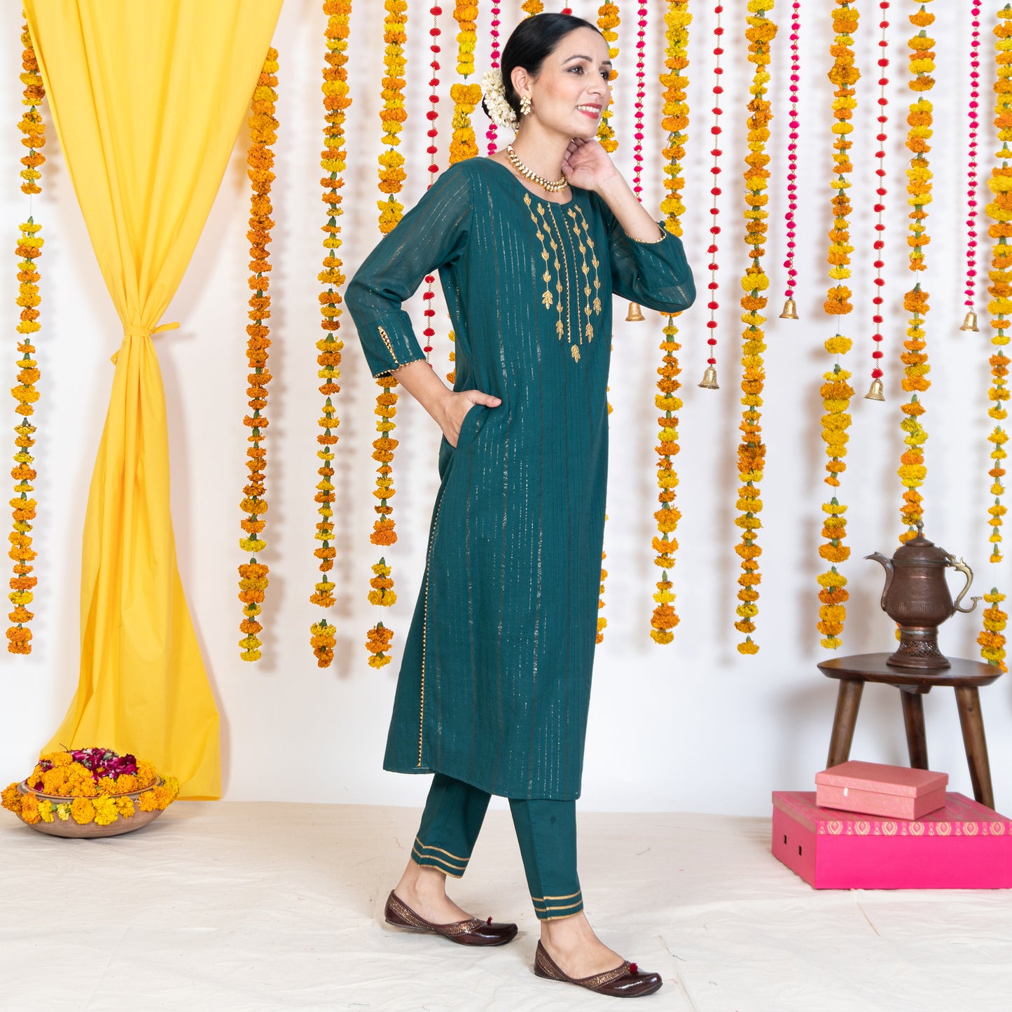 Green Gotta Patti Embroidered Straight Kurta