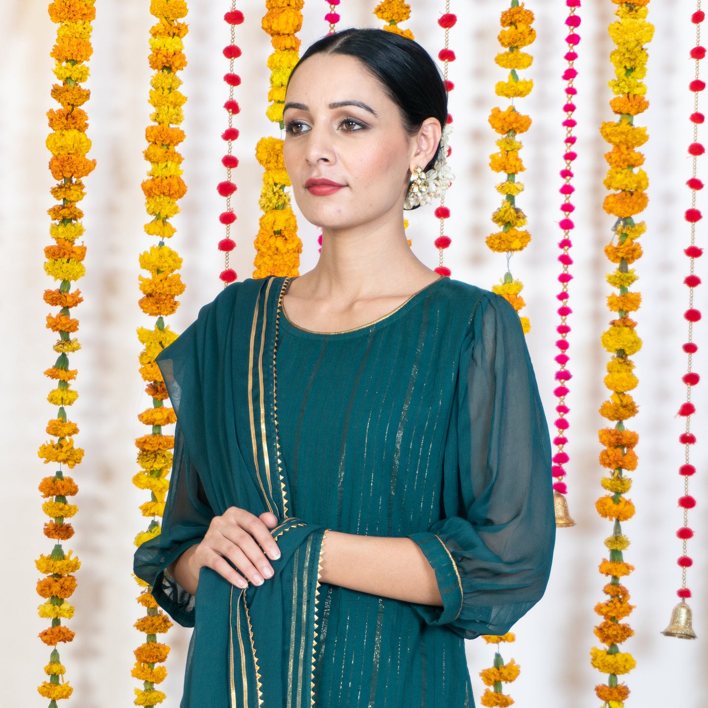 Green Gotta Patti Embroidered Straight Kurta Set With Dupatta (Set Of 3)