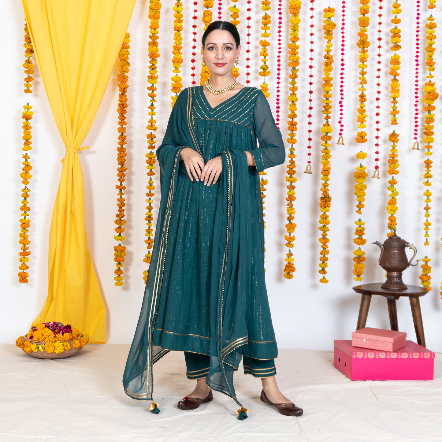 Green V Neck Embroidered Anarkali Kurta Set With Dupatta (Set Of 3)