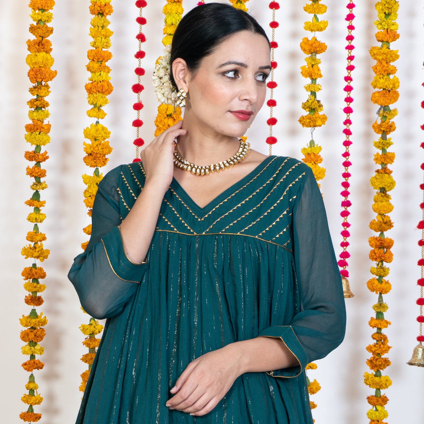 Green V Neck Embroidered Anarkali Kurta Set With Dupatta (Set Of 3)