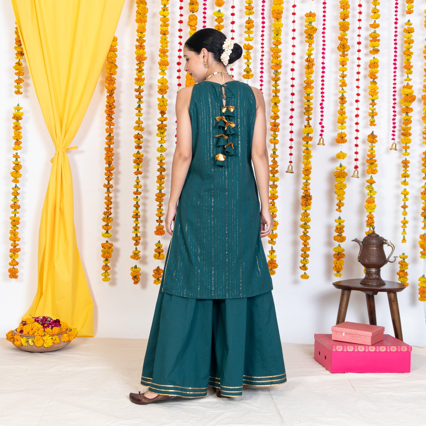 Green Round Neck, Sleeveless Embroidery Short Kurta Sharara Set With Dupatta (Set Of 3)