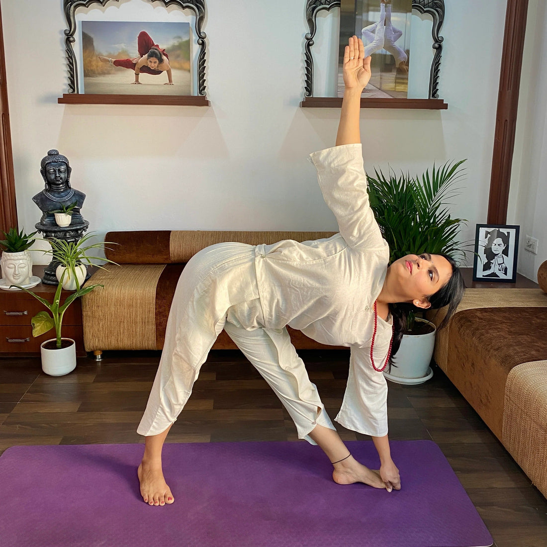 Why Your Skin Itches After Yoga: The Truth About Synthetic Activewear