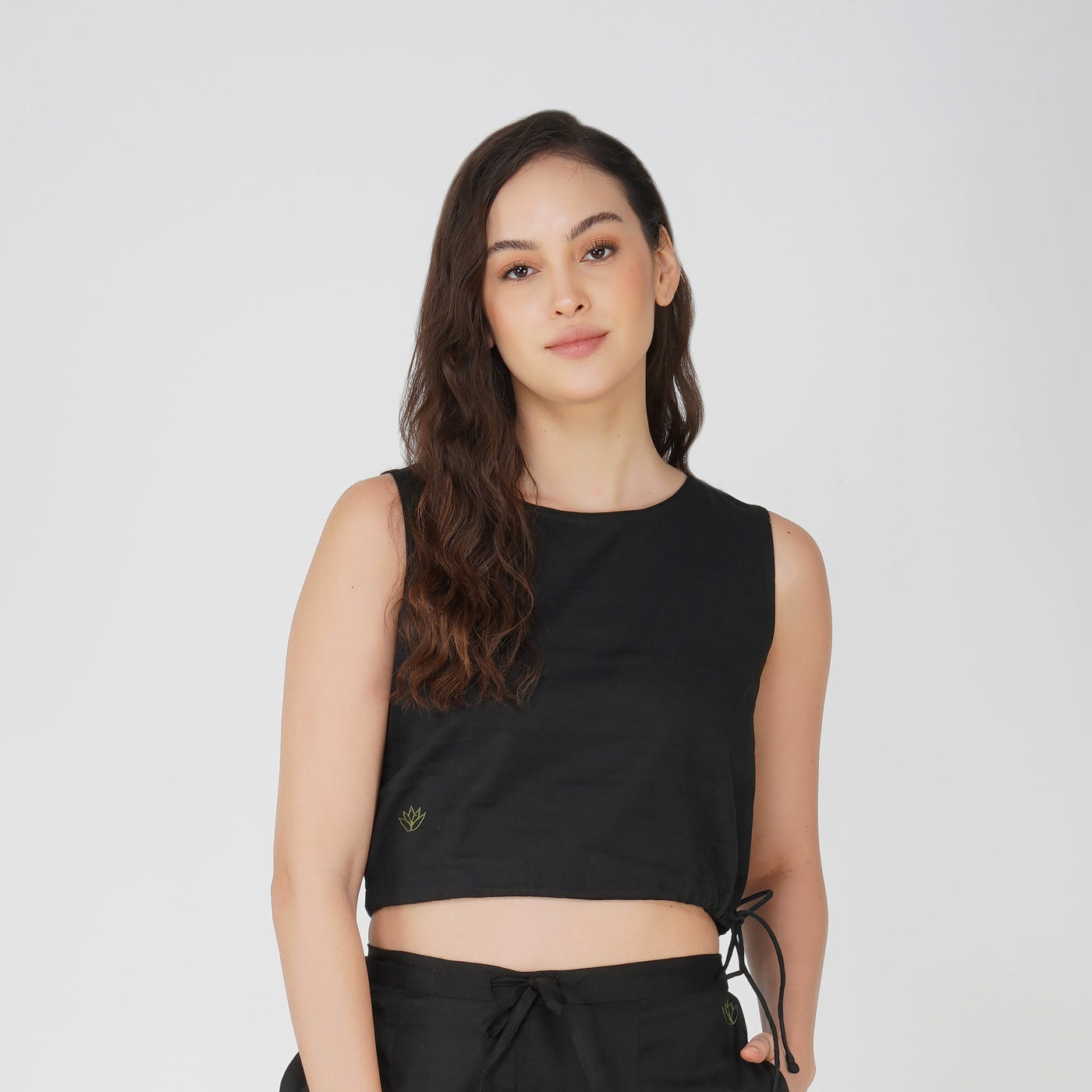 Women Cotton Yoga Crop Top Black -Ananda — view 1