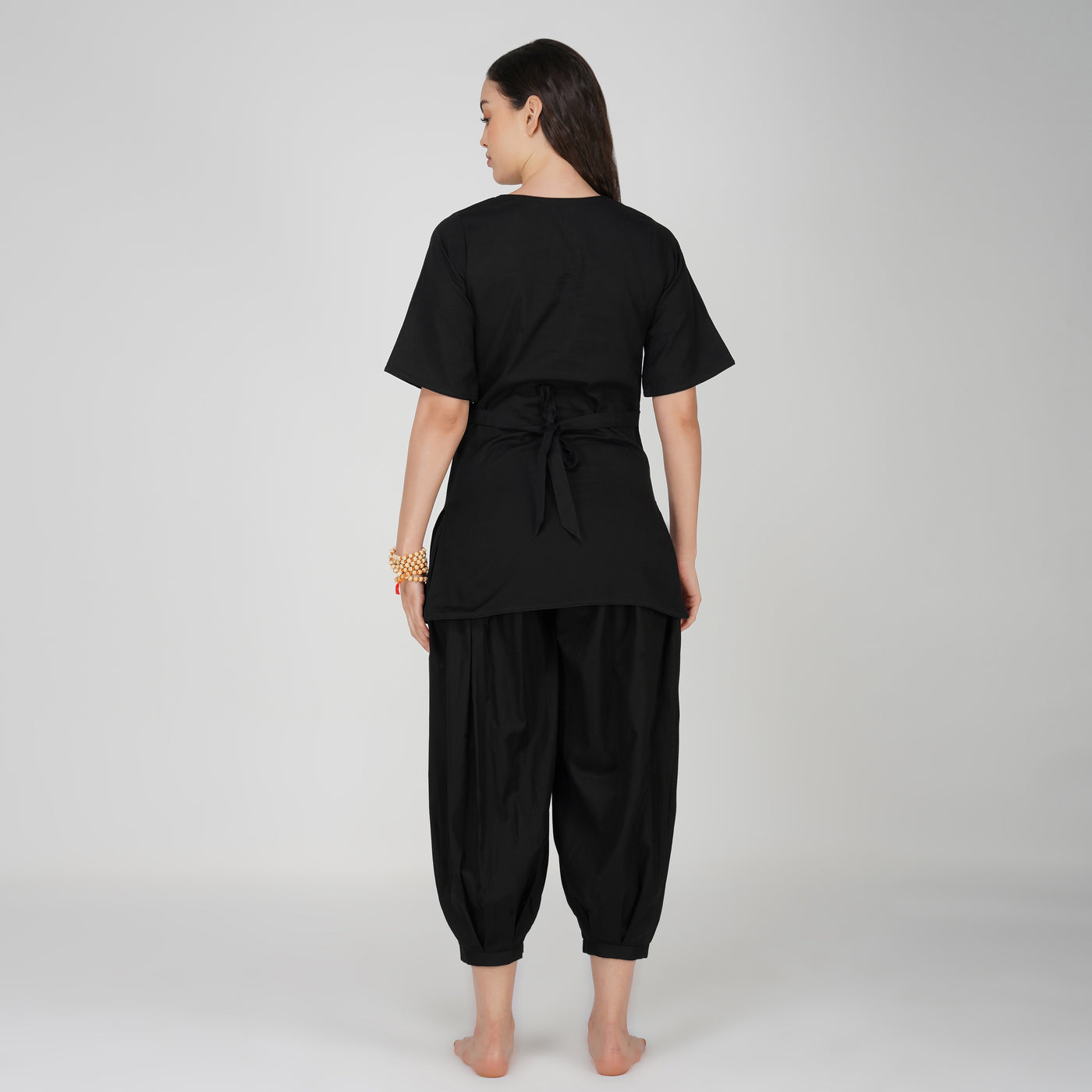 Women Cotton Yoga Pants and Yoga Top Set Black -Chakra — view 2