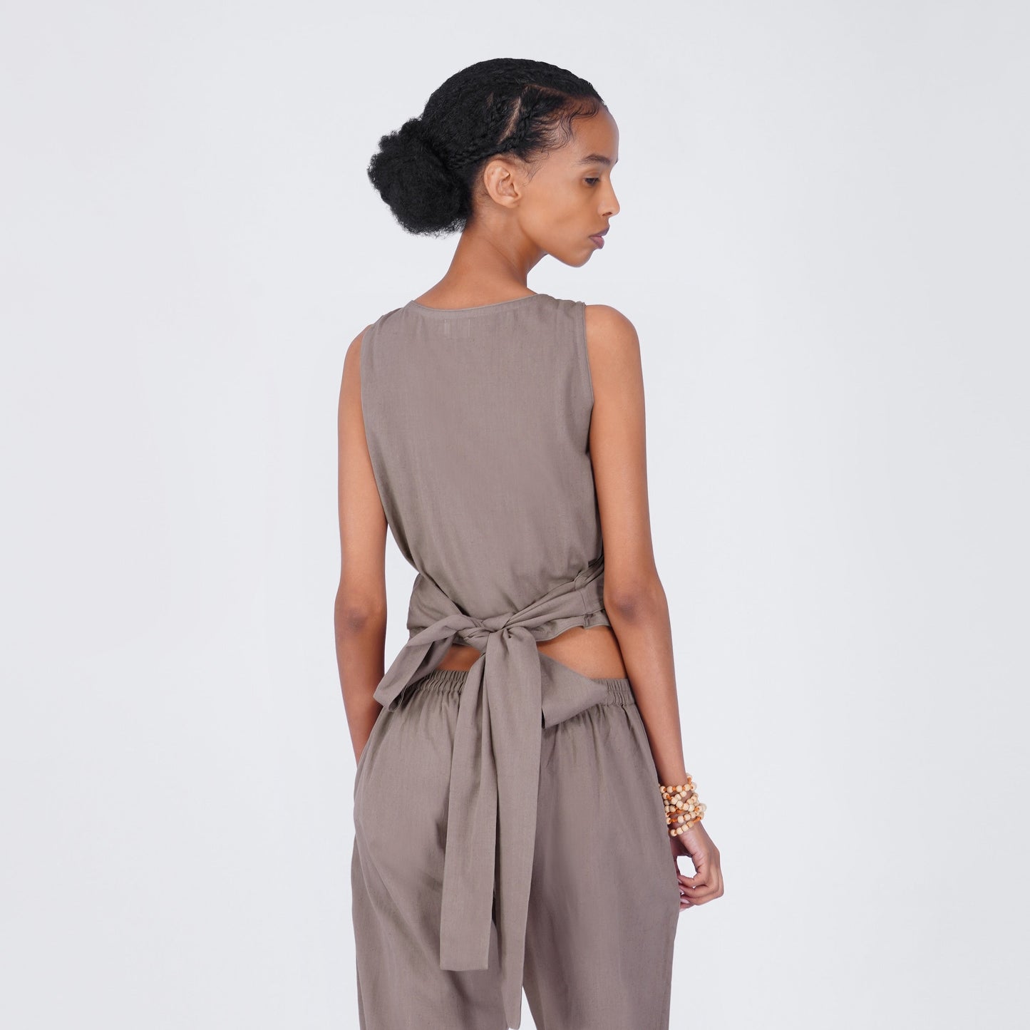 Dhara Yoga Top 100% Cotton Sleeveless V Neck Short Top with Waist Tie for Comfortable Fit - Muted Plum
