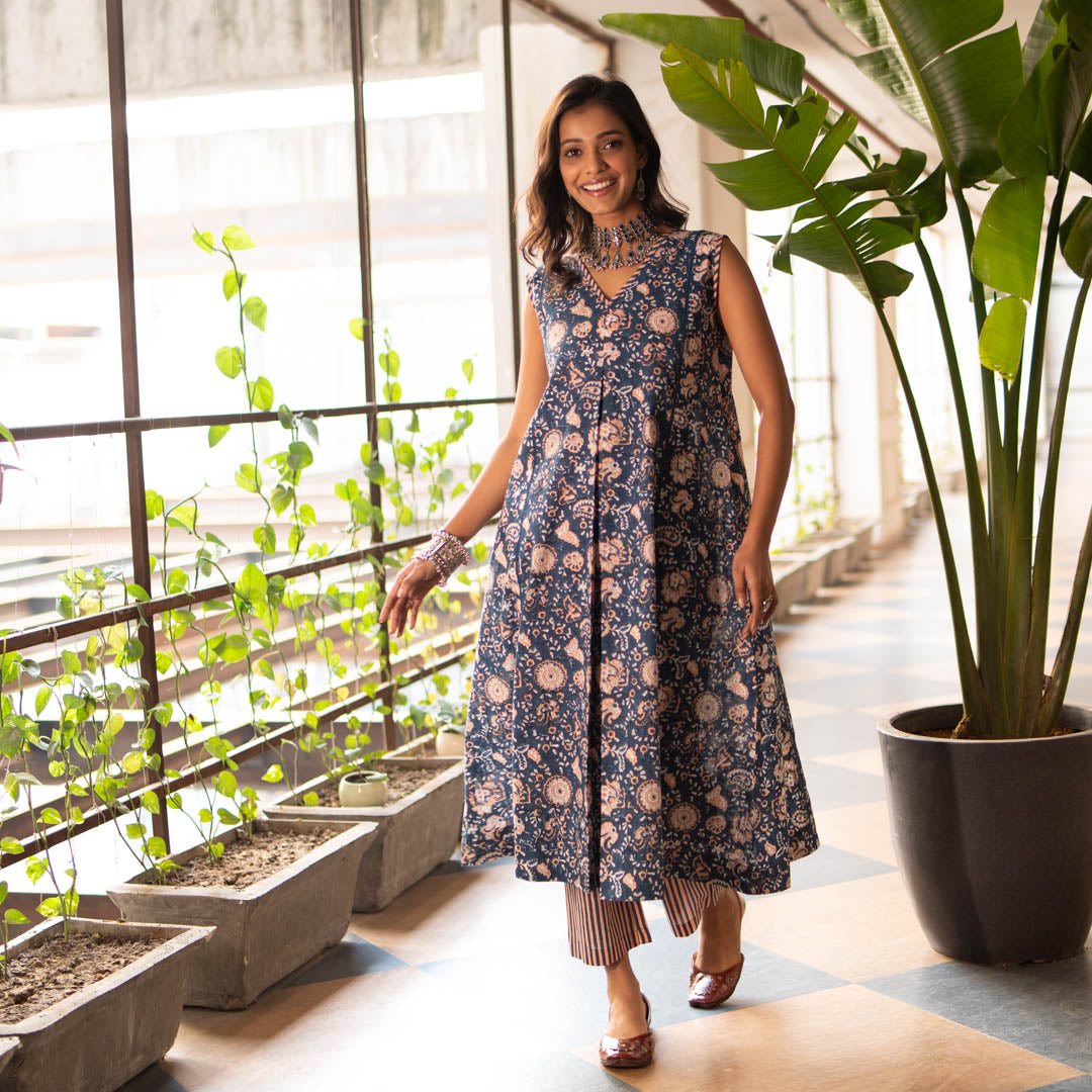 Blue Block Printed Flared Front Pleated Kurta