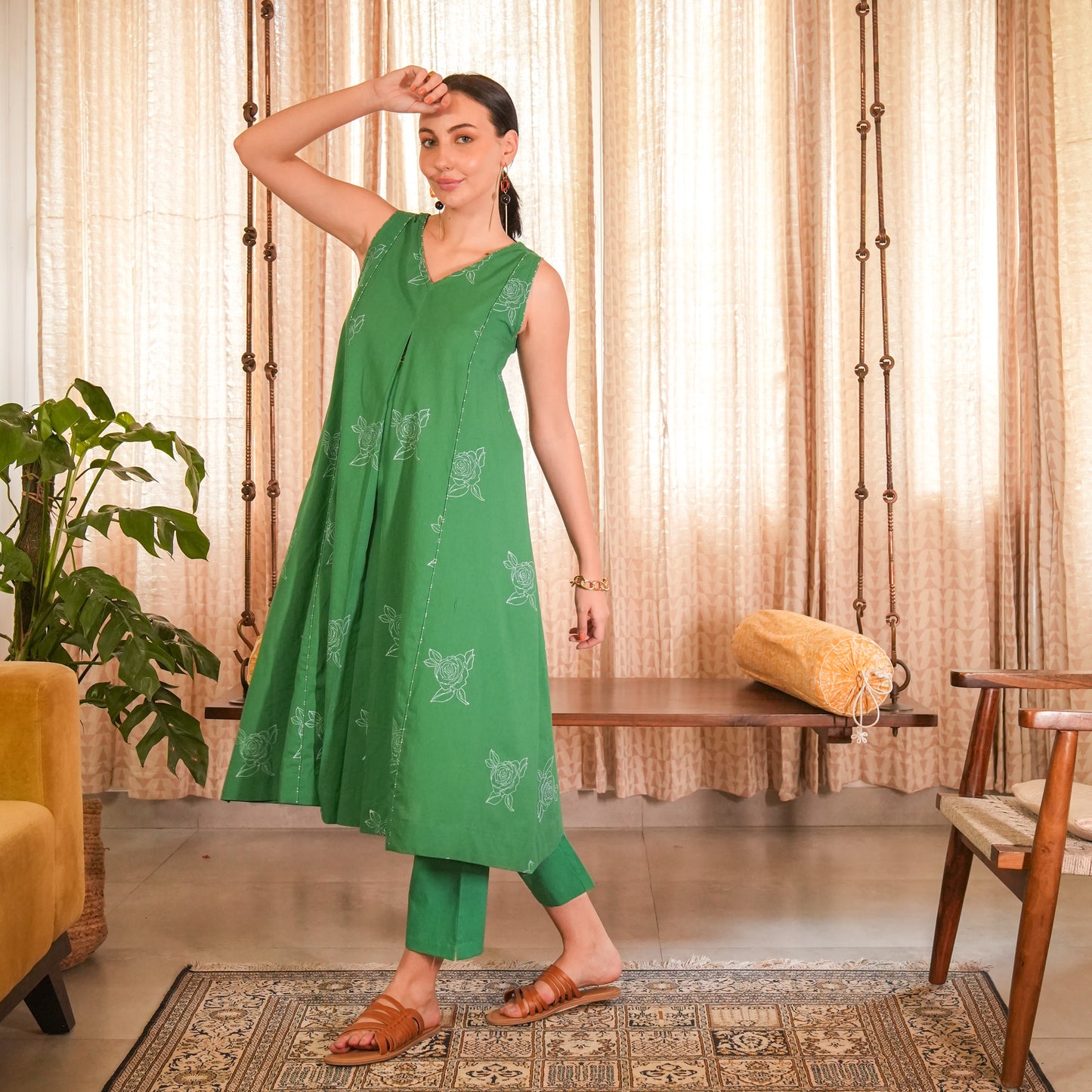 Emerald Green Hand Block Printed Sleeveless V-neck Kurta