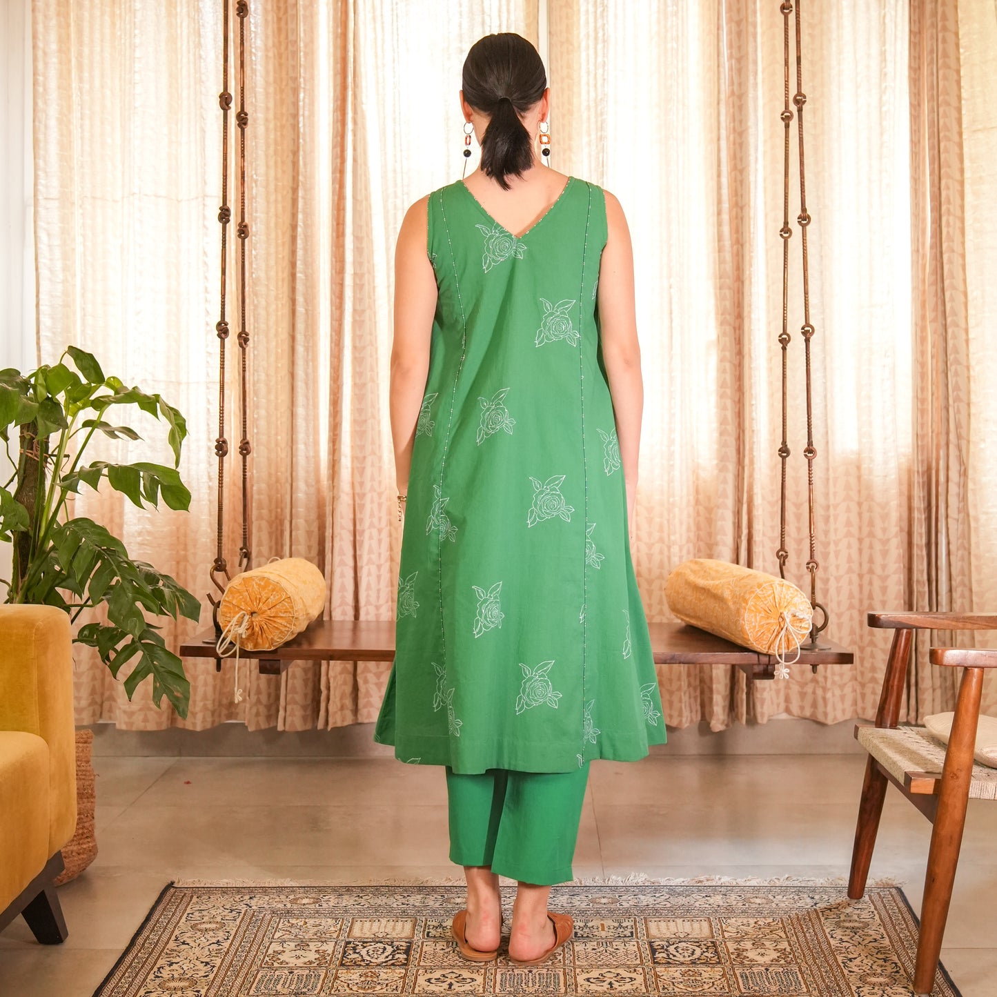 Emerald Green Hand Block Printed Sleeveless V-neck Kurta