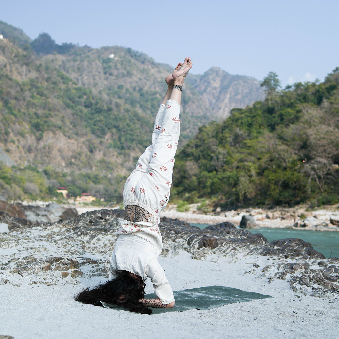 Women Cotton Hand Block Printed Yoga Pants -Surya — view 8