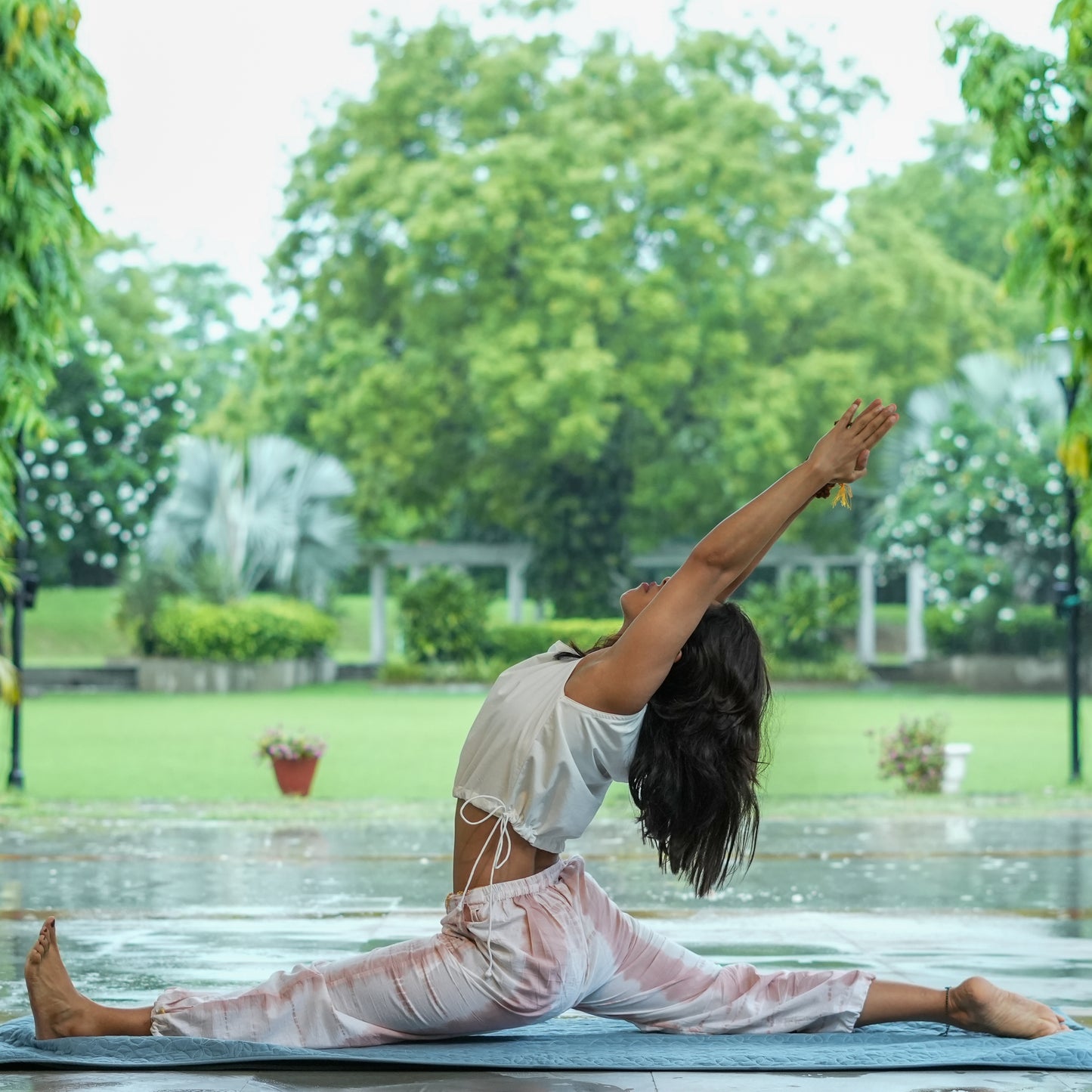Womens Yoga Top White Ananda
