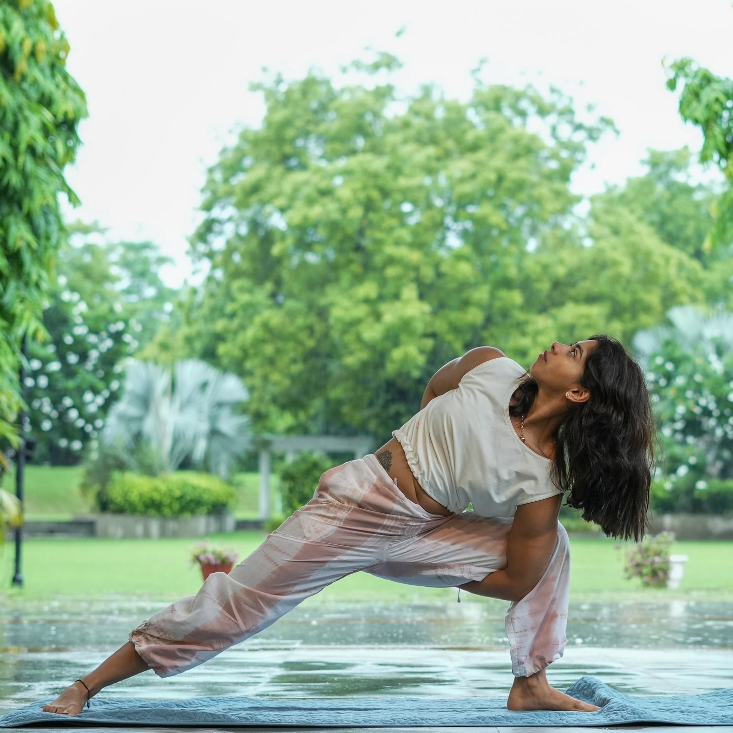 Womens Yoga Top White Ananda