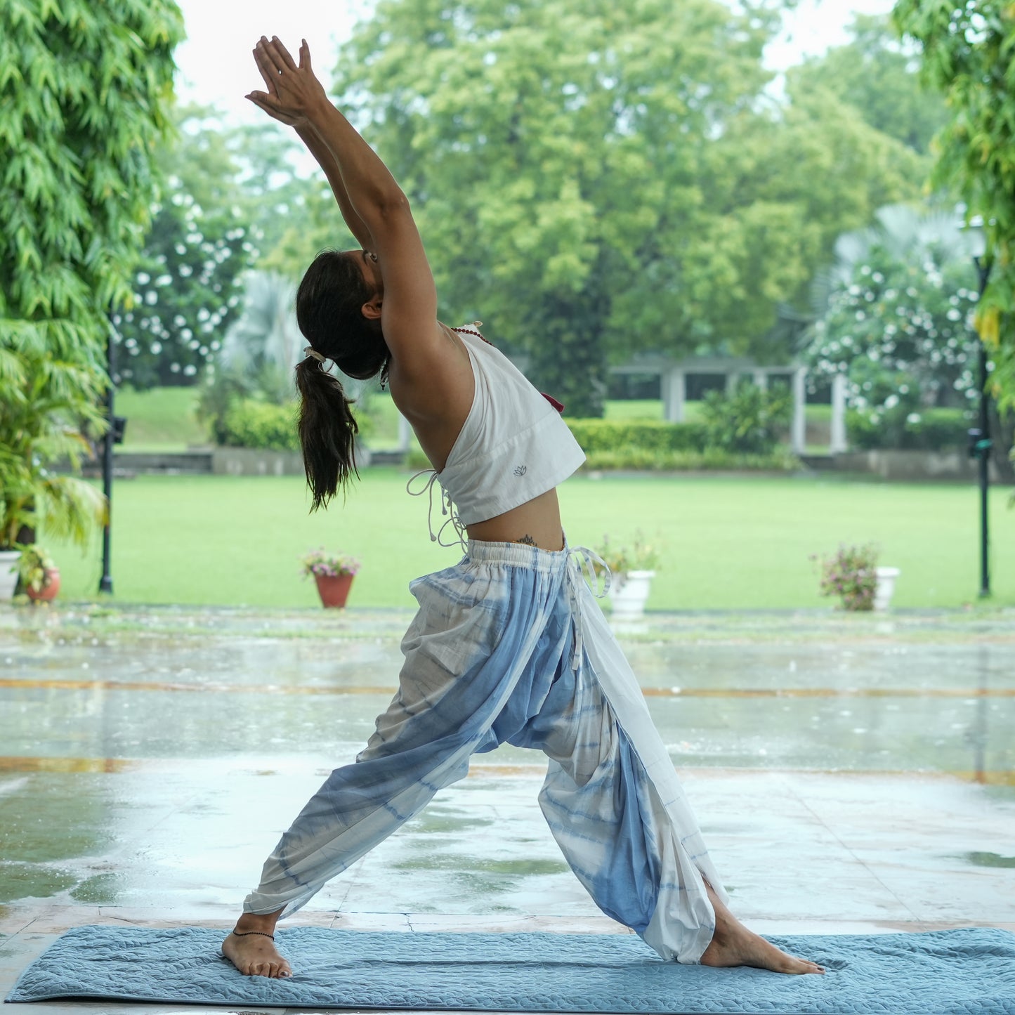 Womens Yoga Top White Akasha