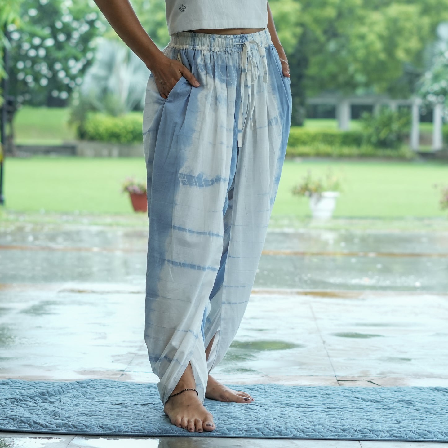 Womens Yoga Pant Tie and Dye Blue Akasha