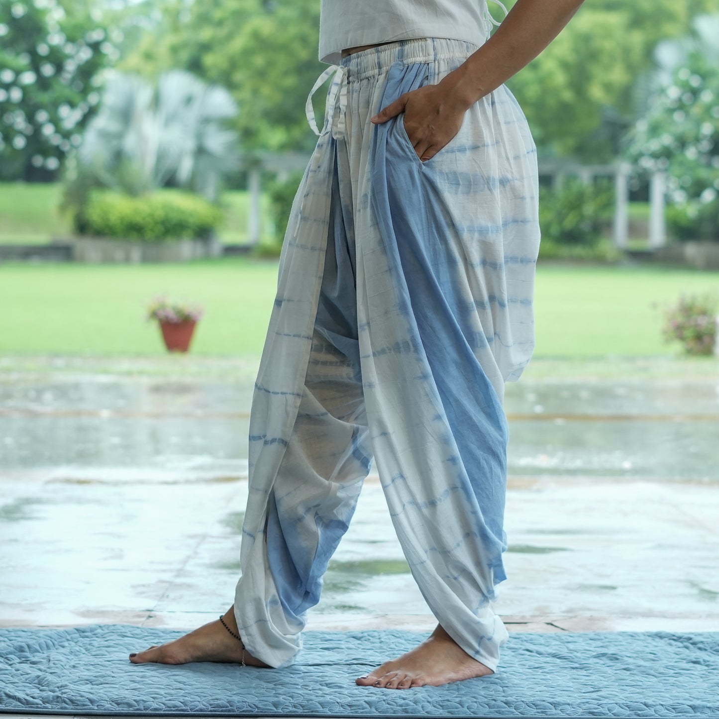 Womens Yoga Pant Tie and Dye Blue Akasha
