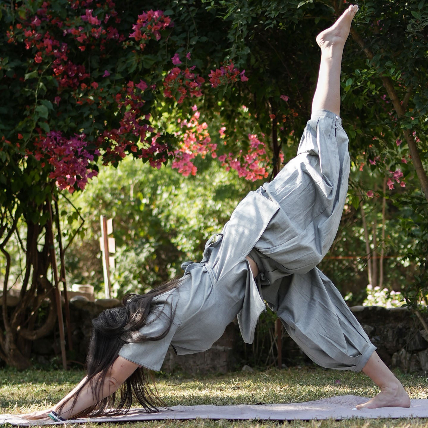 Women Cotton Yoga Pants and Yoga Top Set Grey -Chakra