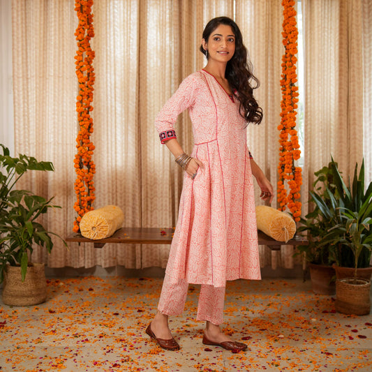 Blossom Pink Block Printed Anarkali Kurta Set With Contrast Seam Details With Matching Pants ( Set of 2 )
