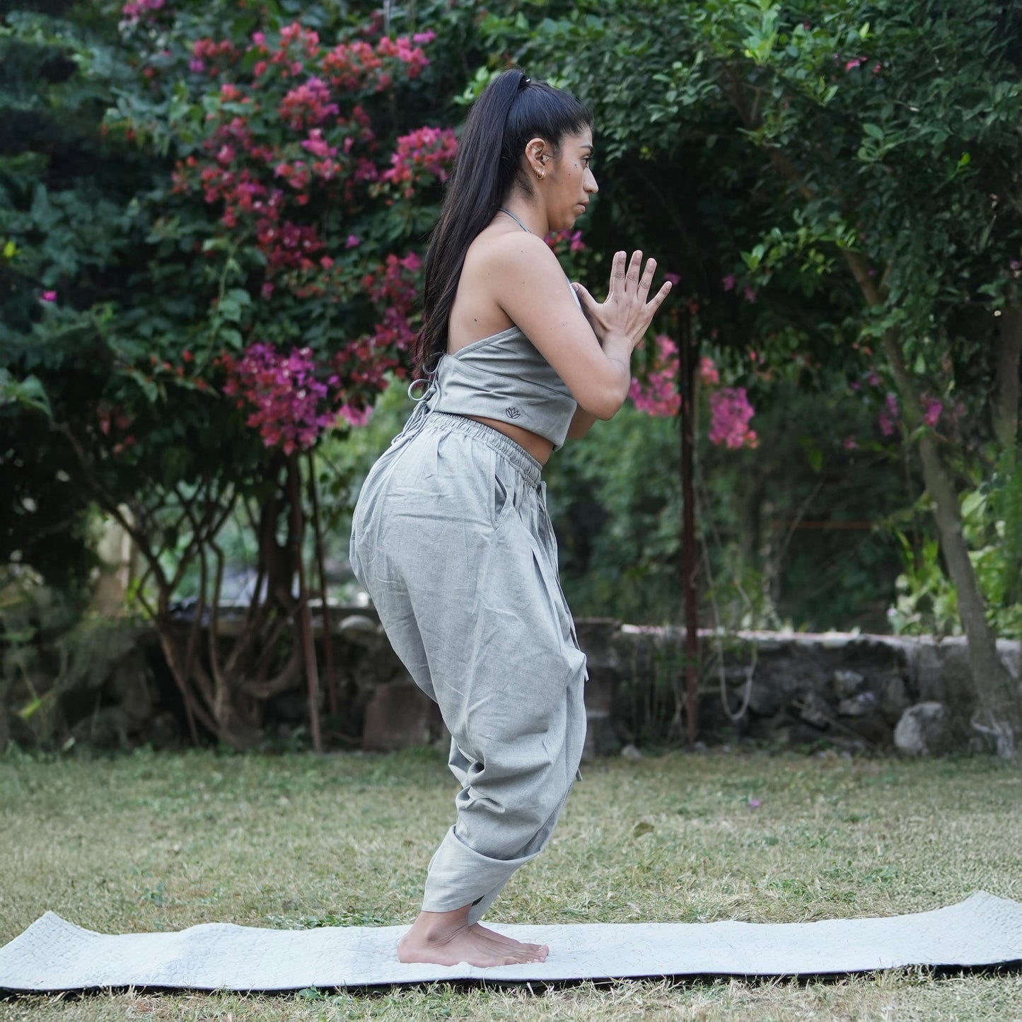 Women Cotton Yoga Pants and Yoga Top Set Grey -Akasha