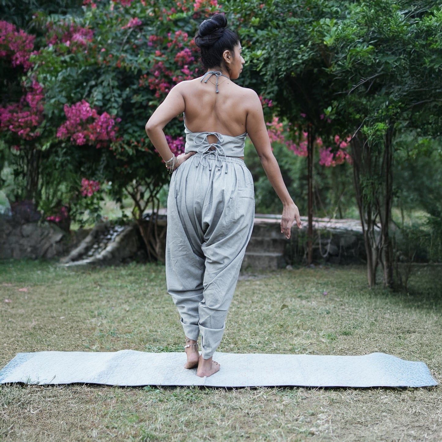 Women Cotton Yoga Pants and Yoga Top Set Grey -Akasha