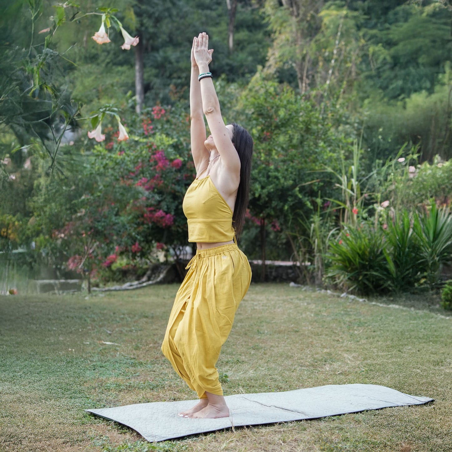 Women Cotton Yoga Pants and Yoga Top Set Yellow -Akasha