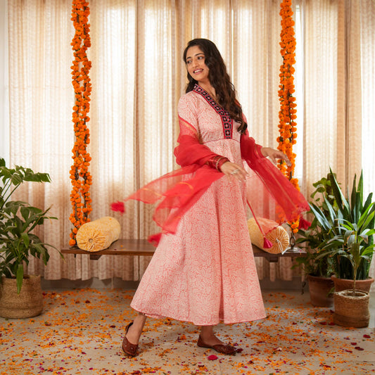 Blossom Pink Block Printed Anarkali Suit Set With Border Details ( Set of 3 )