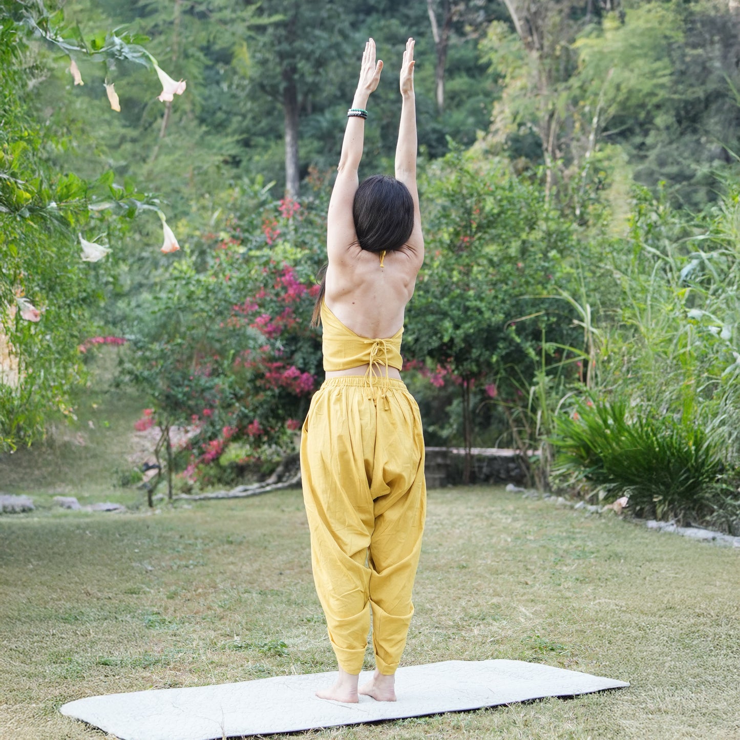 Women Cotton Yoga Pants and Yoga Top Set Yellow -Akasha