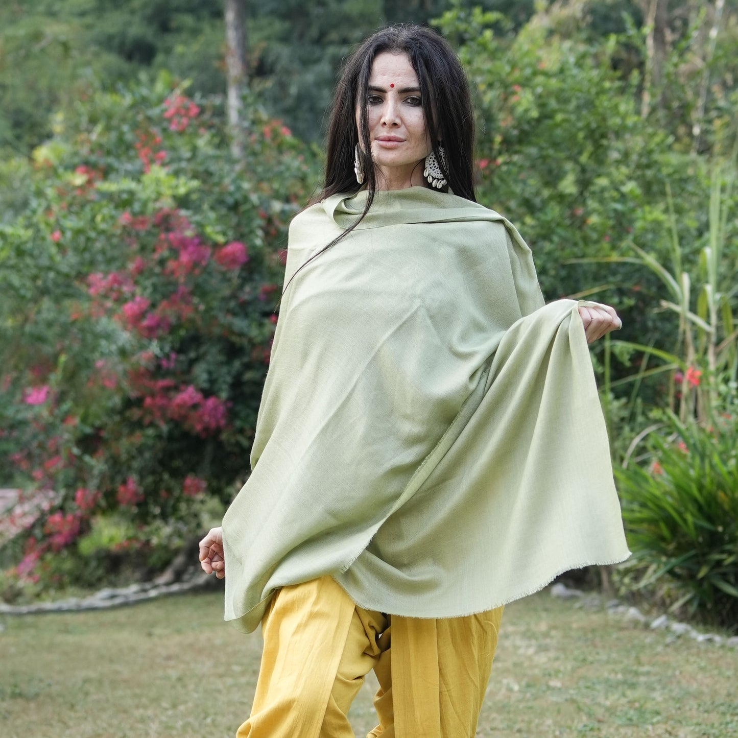 Urja Meditation Shawl in Sage Green - Medium