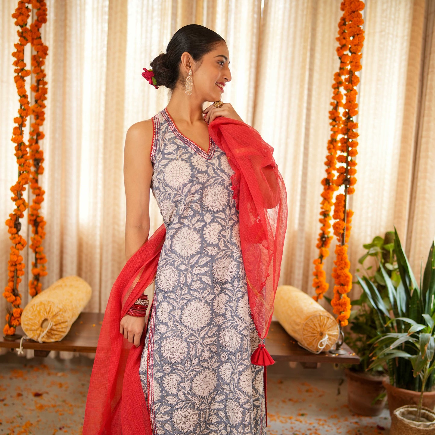 Red Cotton Kota Doria Dupatta With Scalloped Embroidered Edges With Tassel Details